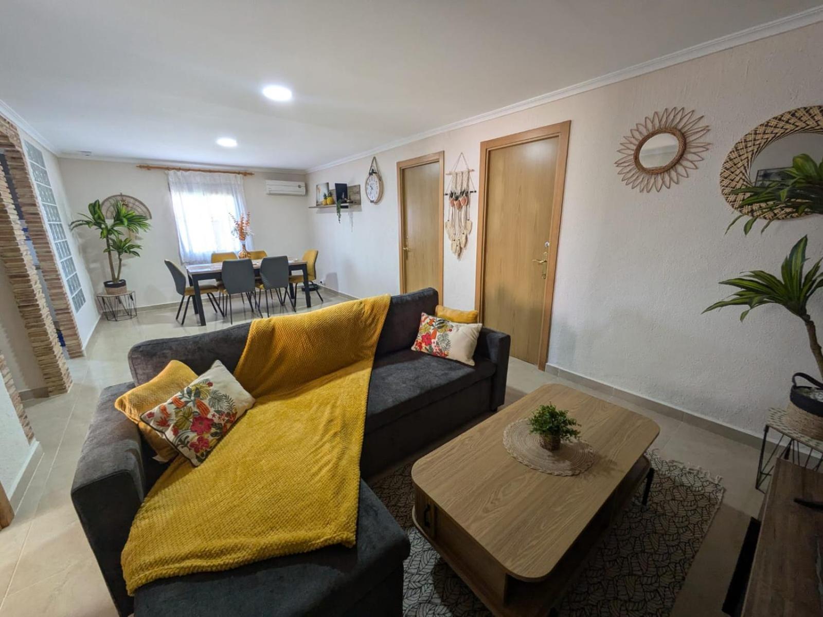 Villa Buen Estar, Piscina, Barbacoa, Jacuzzi En Valencia à Turís Extérieur photo